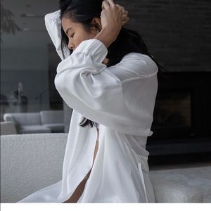 Lunya washable silk robe